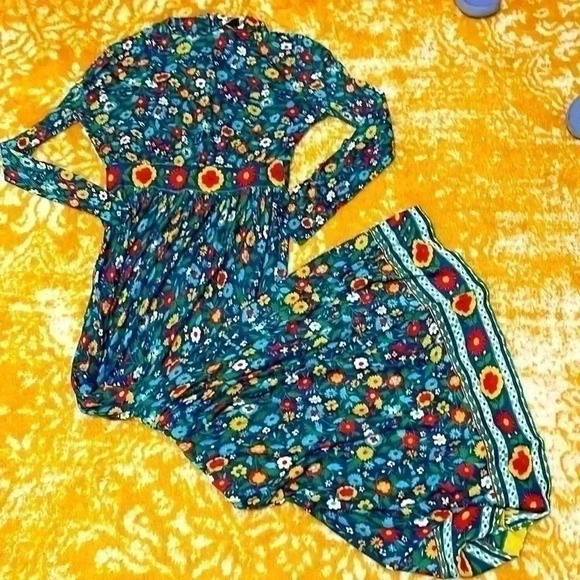 designs by Patty Dresses & Skirts - Fashioned by Patty vintage 60s polyester floral silky maxi dress small